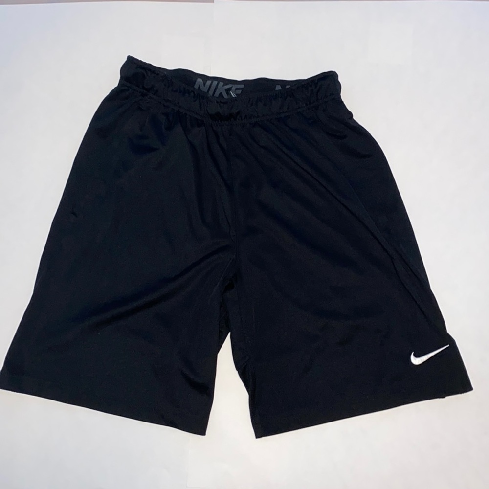Basketball ball Mens shorts